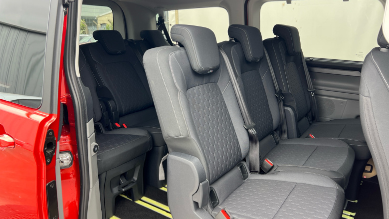 Ford Tourneo Custom 320 L1 Diesel Fwd 2.0 EcoBlue 150ps H1 Titanium 8 seater